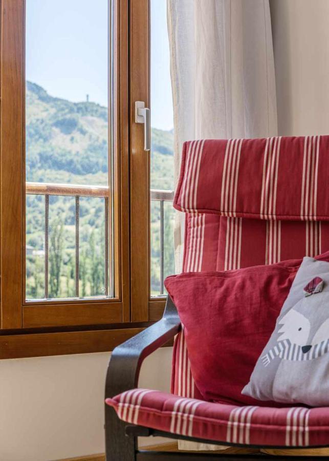 Ferienwohnung El Balcon Familiar Del Pacino Sallent de Gállego Exterior foto