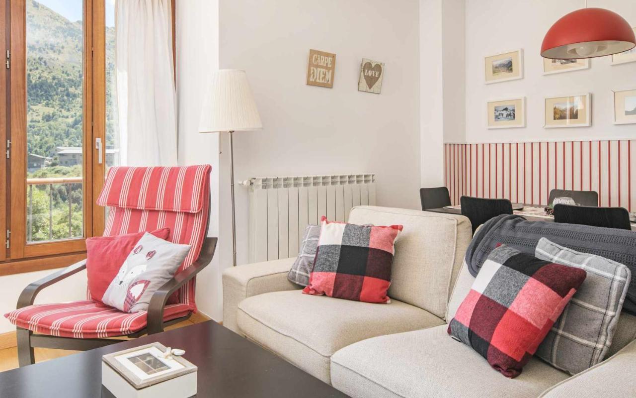Ferienwohnung El Balcon Familiar Del Pacino Sallent de Gállego Exterior foto