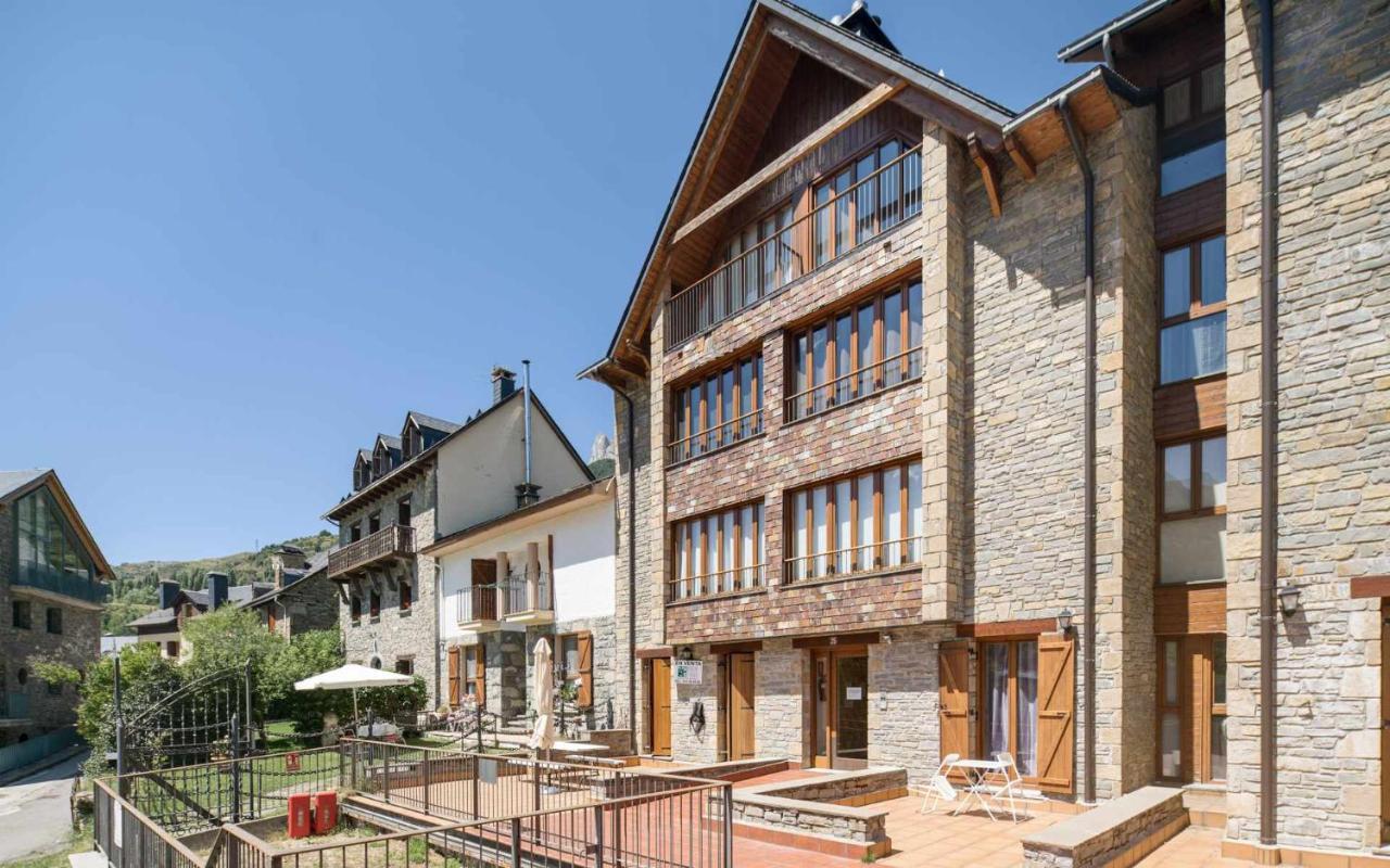Ferienwohnung El Balcon Familiar Del Pacino Sallent de Gállego Exterior foto